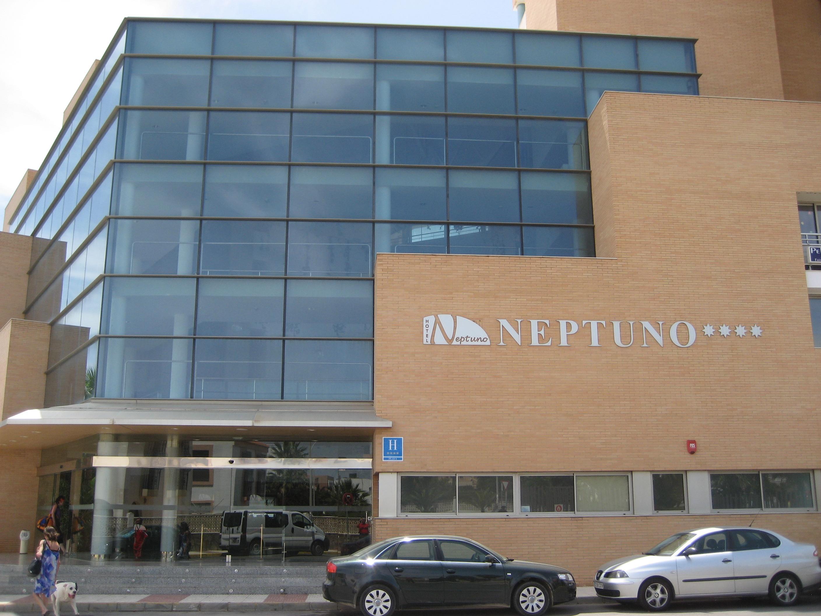 Hotel Neptuno Roquetas de Mar Exterior foto